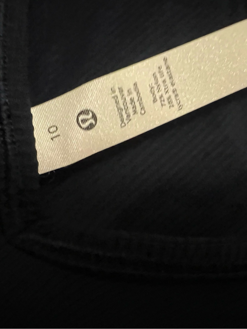 Lululemon power pivot ribbed tank top - Picture 3 of 3